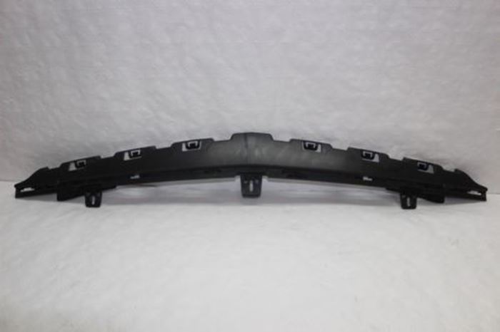 ÖN TAMPON ÜST DESTEK (AMG) W205 2014- resmi