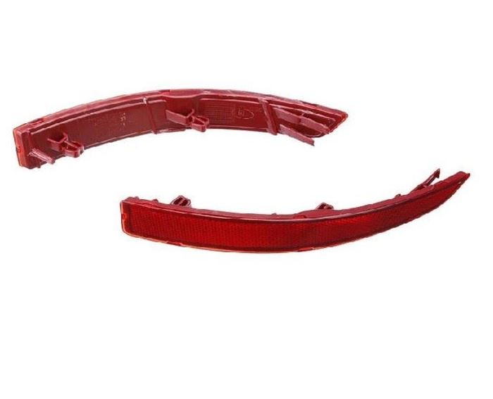 ARKA TAMPON REFLEKTÖRÜ SAĞ JETTA 2015- resmi