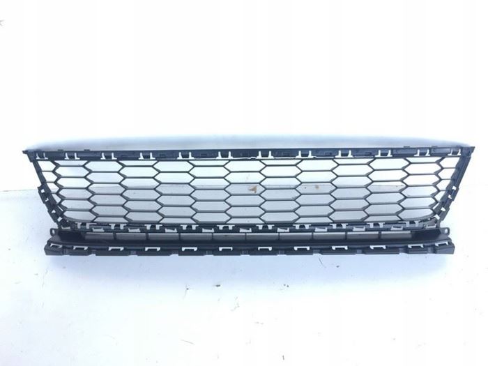 ÖN TAMPON PANJURU ORTA R-LİNE SCIROCCO 2015- resmi