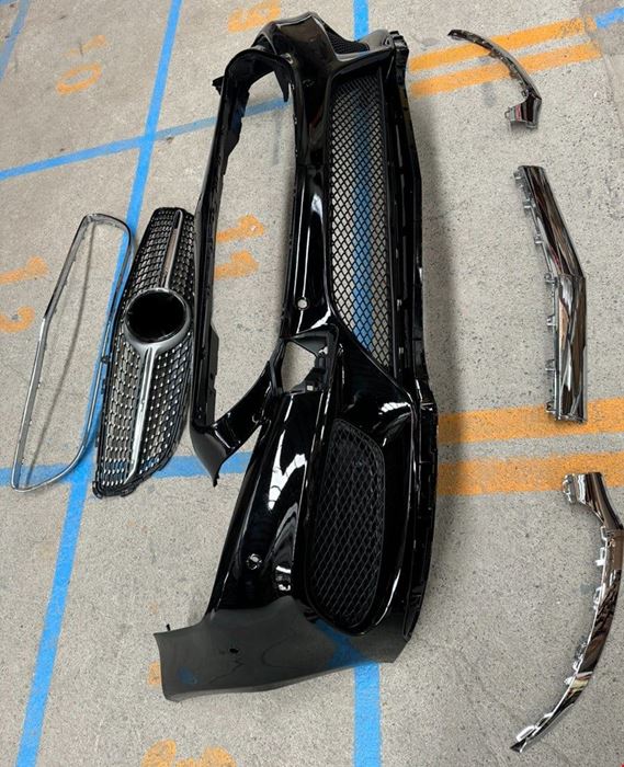 ÖN TAMPON AMG SET (SİYAH BO+PANJUR) CLS W218 2015- resmi